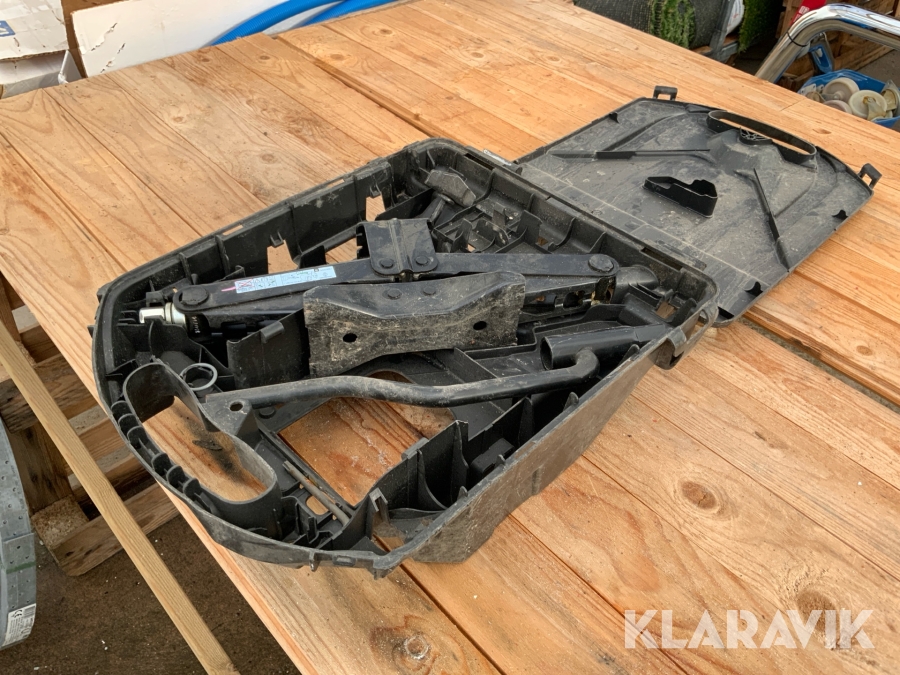 Domkraft för personbil