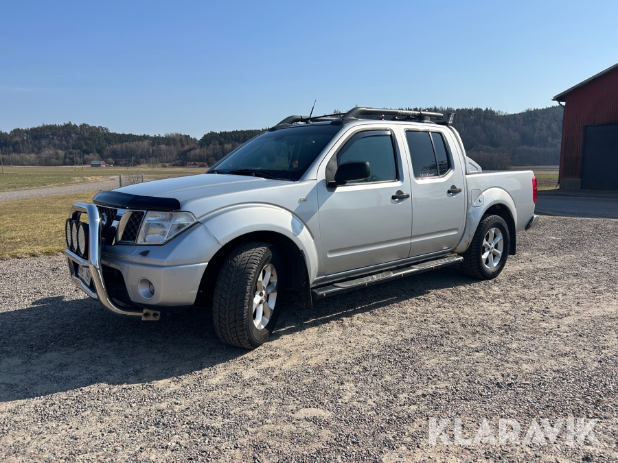 A-Traktor Nissan Navara