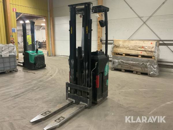 Ståstaplare Mitsubishi SBR12N