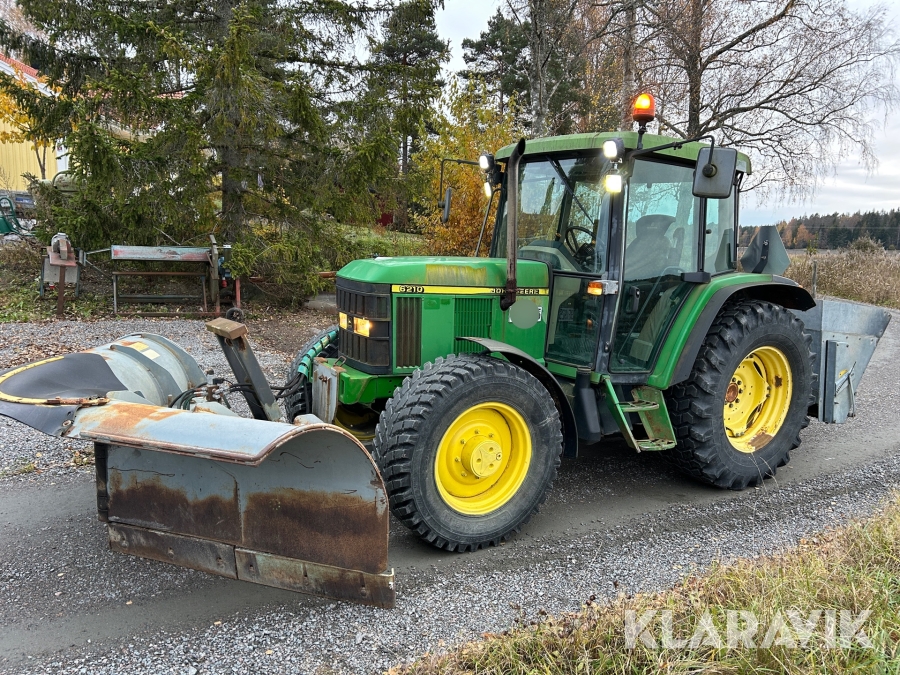 Traktor John Deere 6210