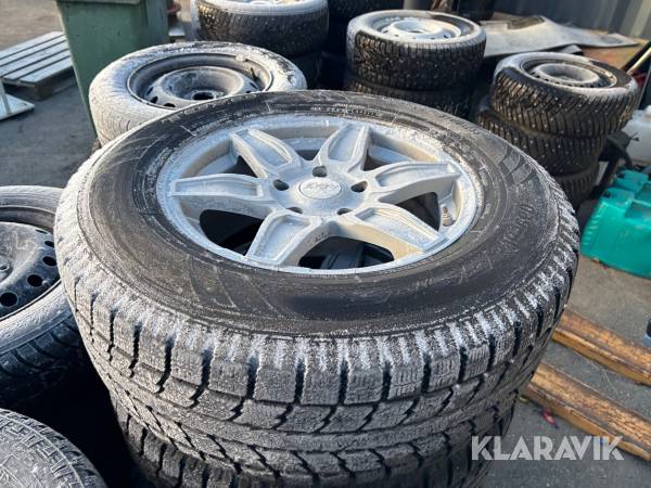 Vinterdäck till Dodge Ram 275/65 R18