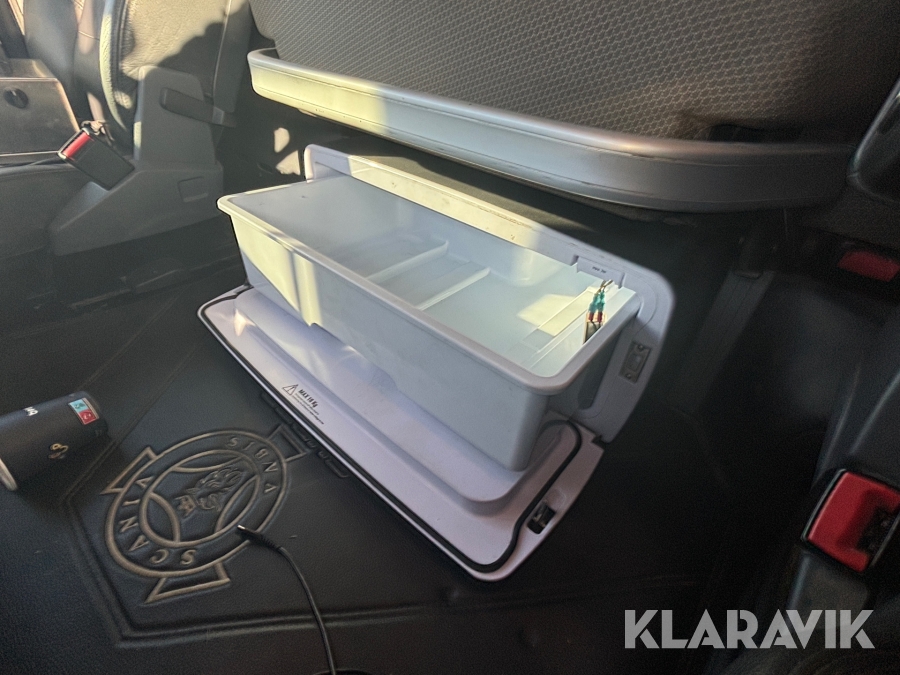 Lastbil Scania R 580 tridem  cameleont