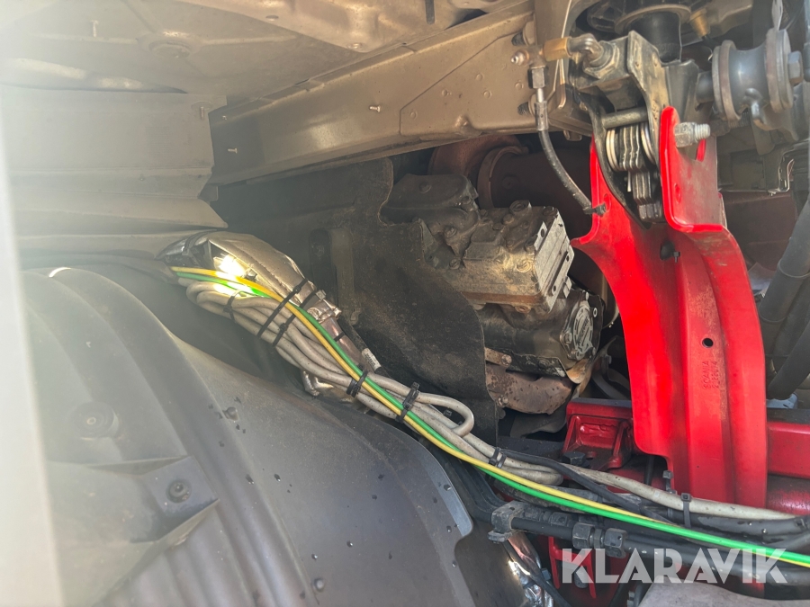 Lastbil Scania R 580 tridem  cameleont