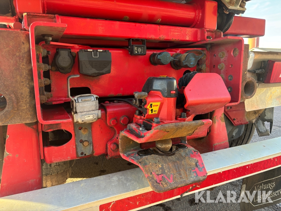 Lastbil Scania R 580 tridem  cameleont