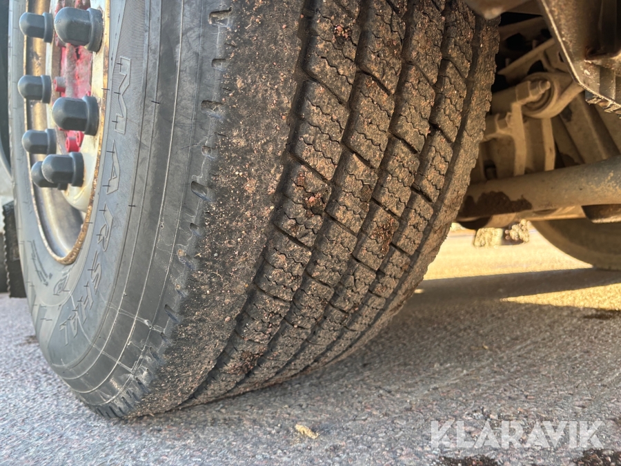 Lastbil Scania R 580 tridem  cameleont