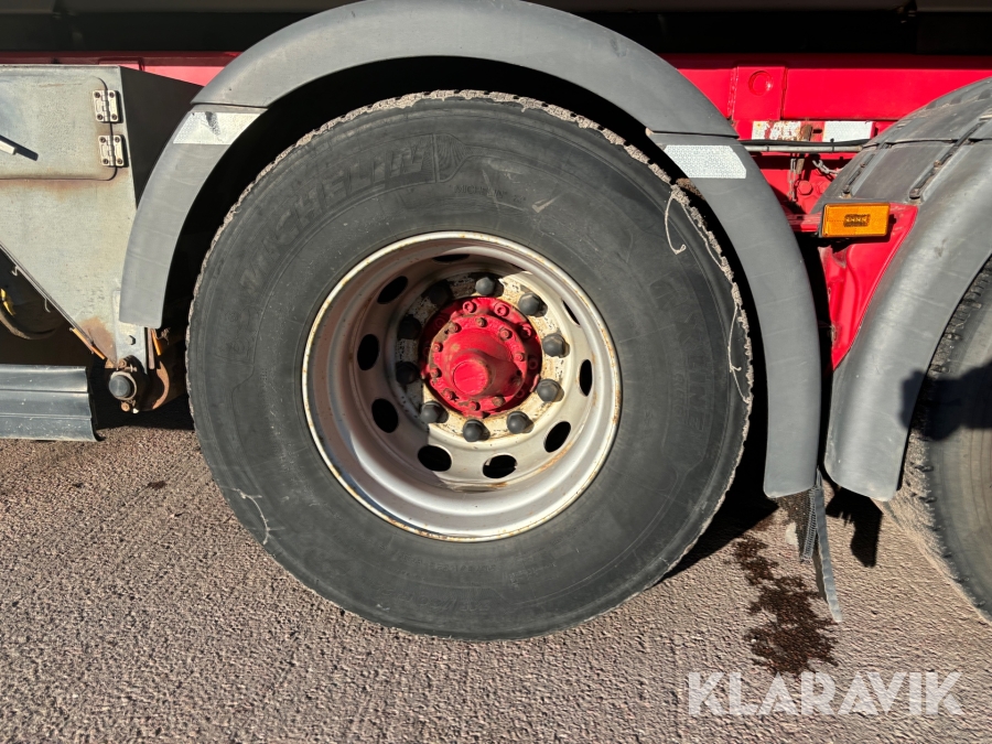 Lastbil Scania R 580 tridem  cameleont