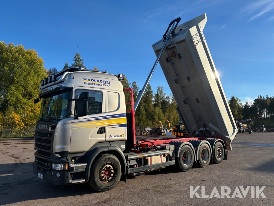 Lastbil Scania R 580 tridem  cameleont