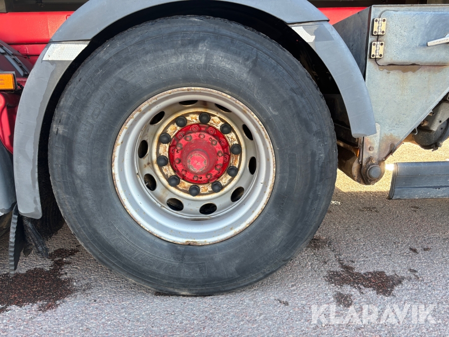 Lastbil Scania R 580 tridem  cameleont