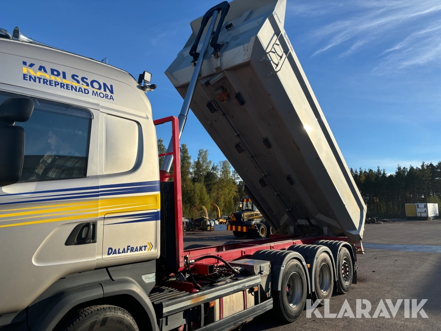 Lastbil Scania R 580 tridem  cameleont