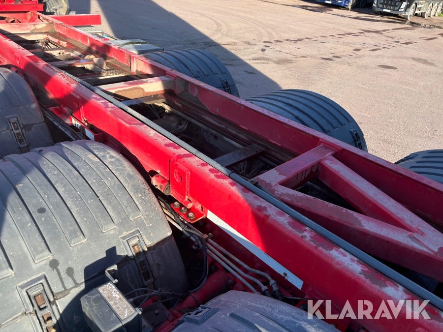 Lastbil Scania R 580 tridem  cameleont