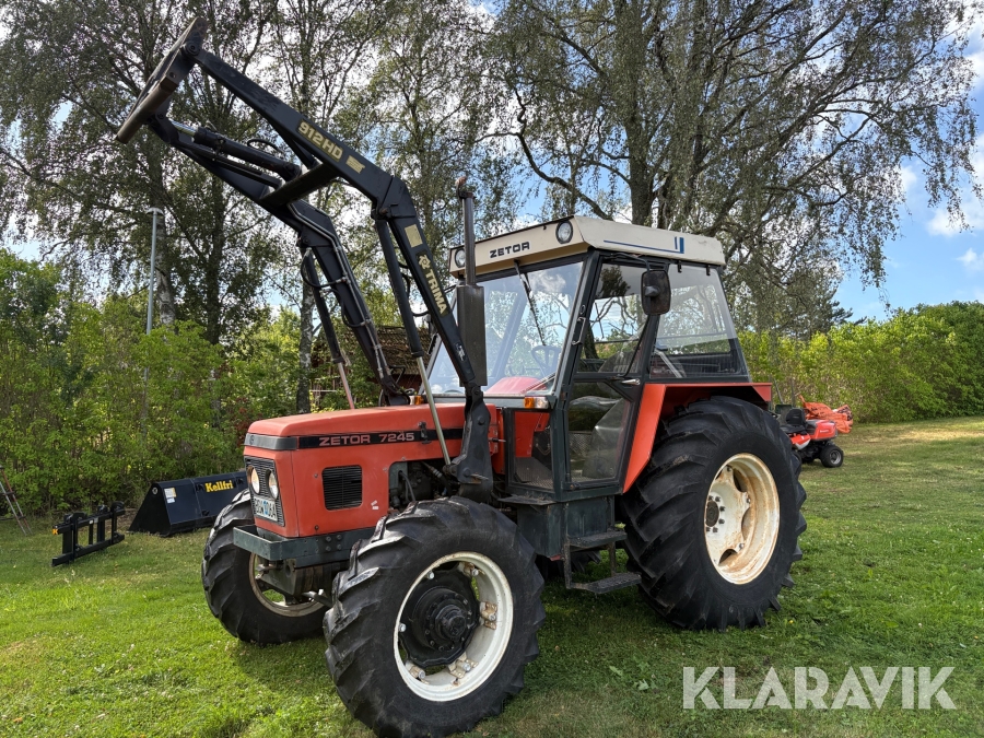 Traktor Zetor 7245