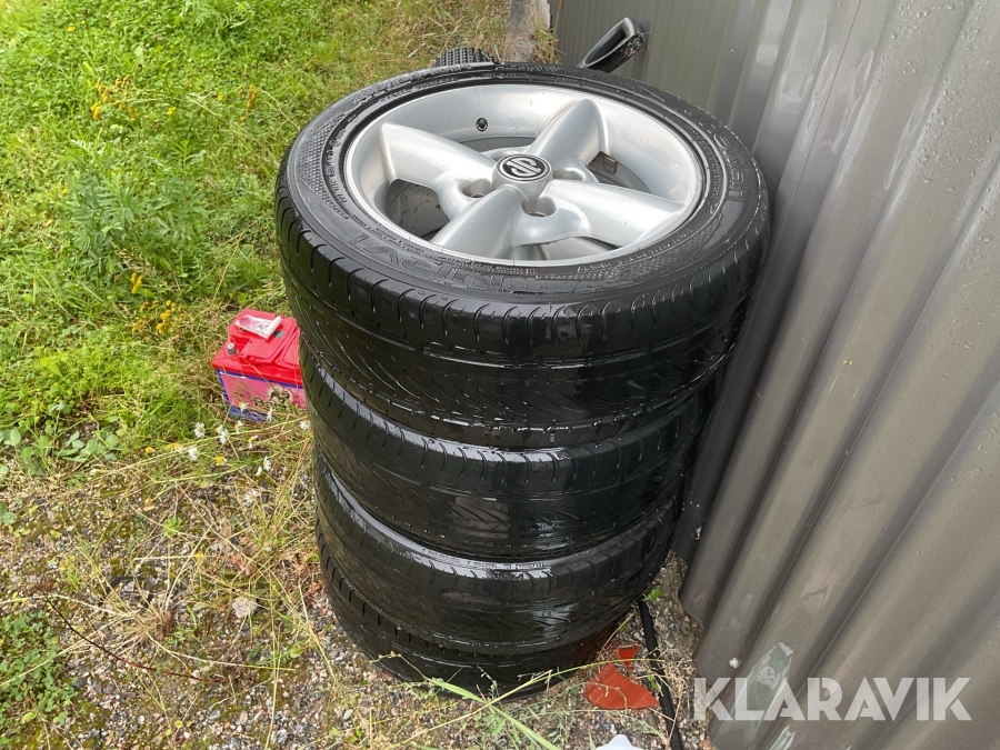Däck med fälg 205/55R15 Nokian