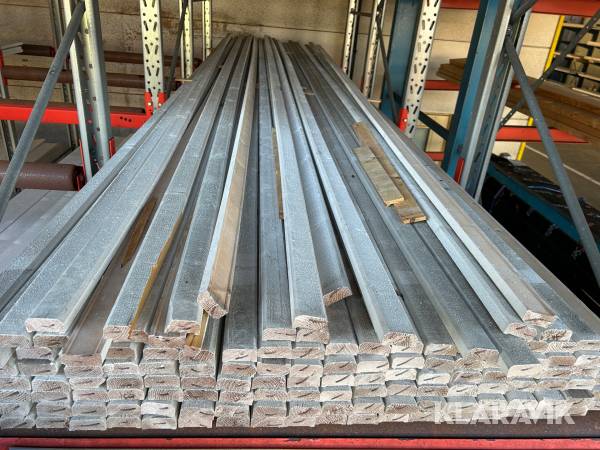 Lockläkt ca 140 st Vit