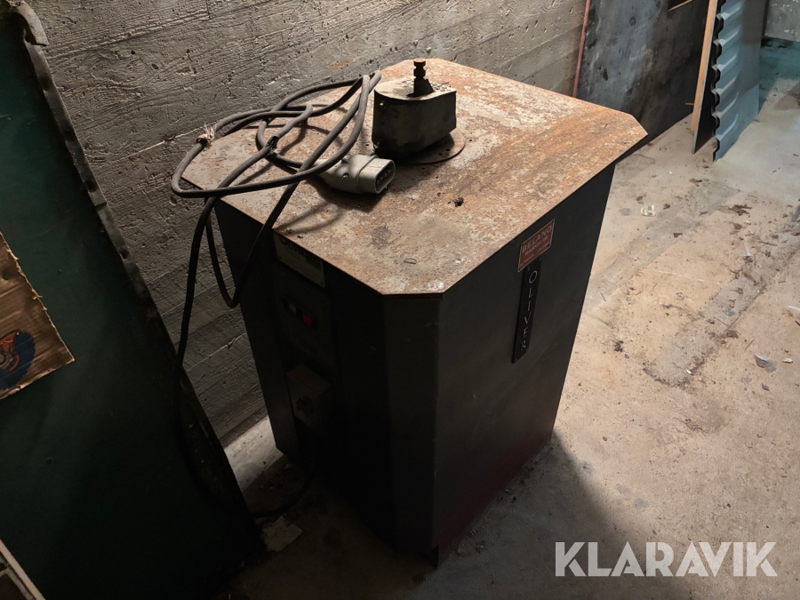 Plåtslagerimaskin Oliver 16 SWG