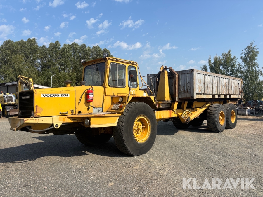 Dumper Volvo 860S 6X4