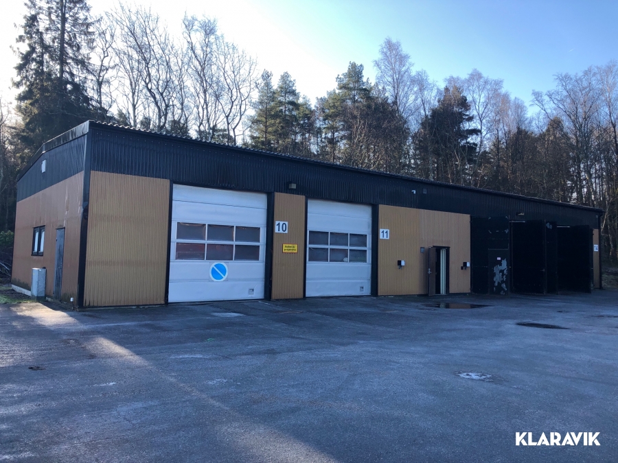 Lagerlokal med stålstomme & portar ca 400 M2