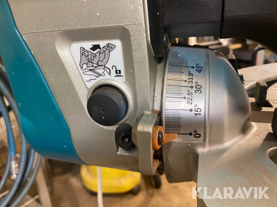 Sågar Makita LS1019L med sågbord