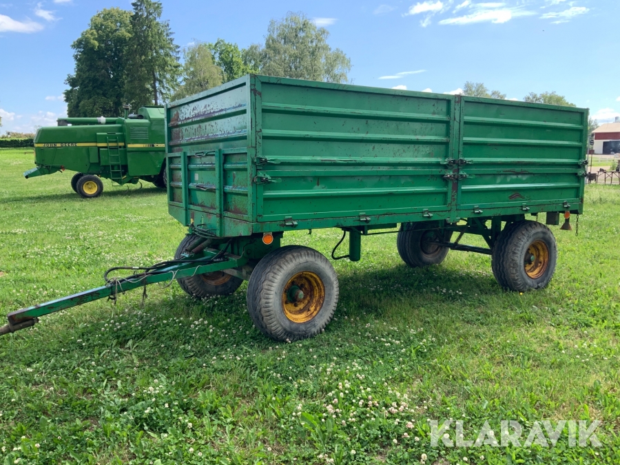 Spannmåls vag med ensilage lämmar Bredöls 8v
