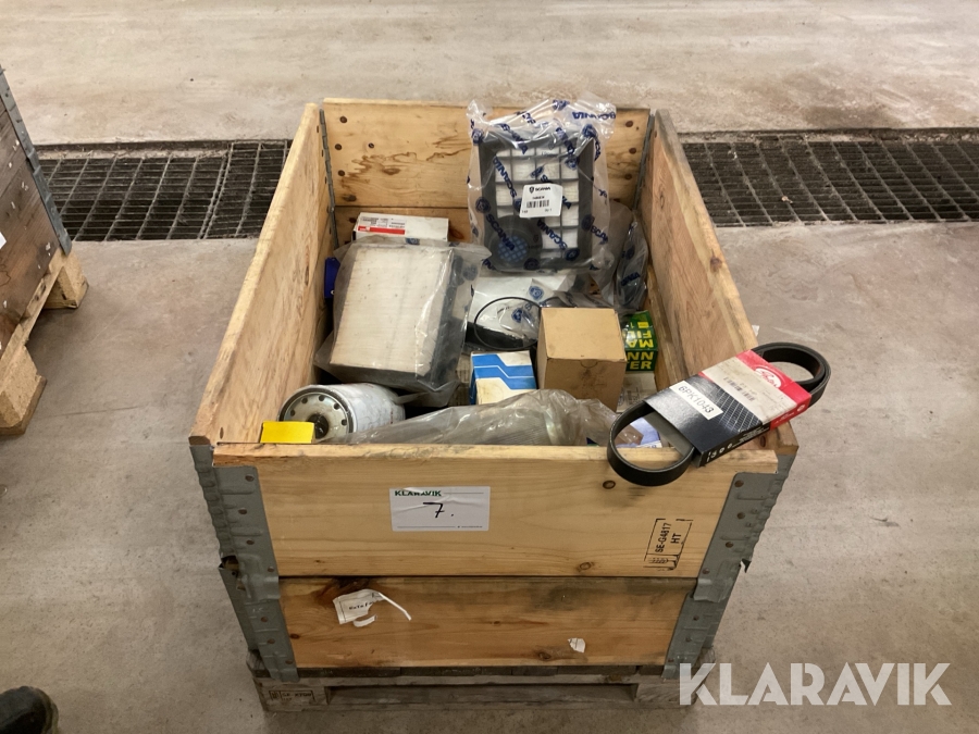 Diverse fordonsdelar Scania och Volvo filter