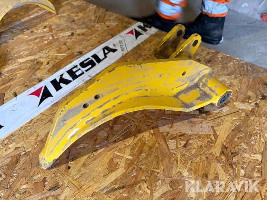 Nedre kvistkniv vänster Kesla RH 20