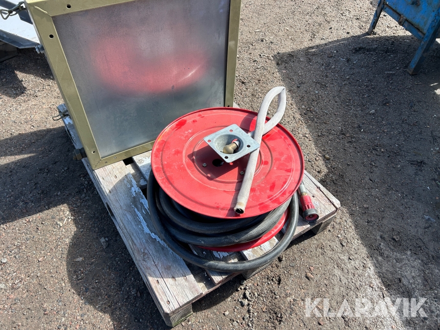 Brandslang med isolerat skåp