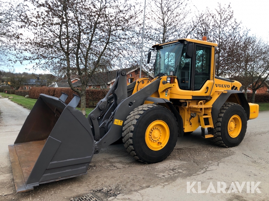 Lastmaskin Volvo L90F med skopa
