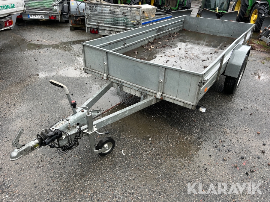 Personbilssläp TikiC-327P