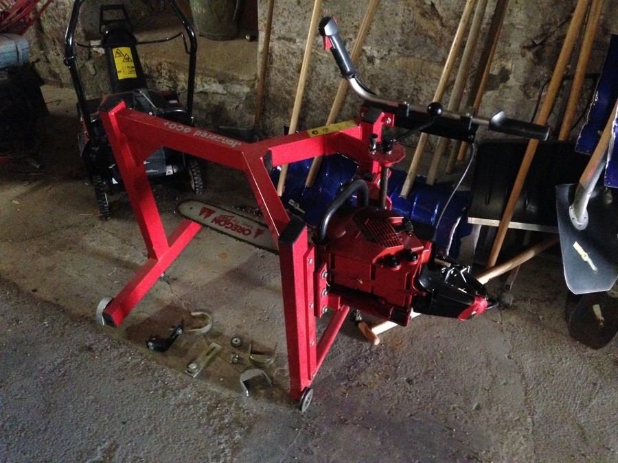 Motorsåg bensin + släde Jonsered 600+