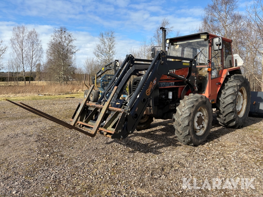 Traktor Valmet 705-4 med frontlastare & redskap