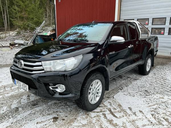Pickup Toyota Hilux 2.4