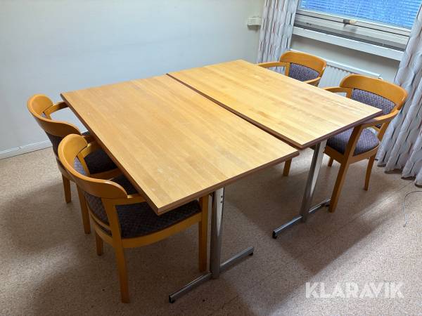 Bord 2st och 4st stolar