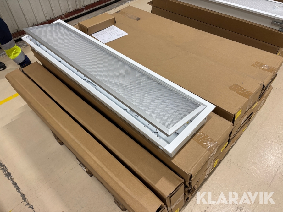 LED Armaturer Glamox TL11-R250 14st för inbyggnad