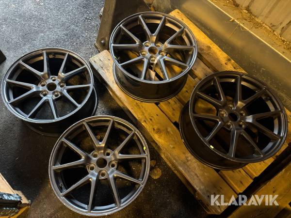 Fälgar Tesla Model 3 18" 4st