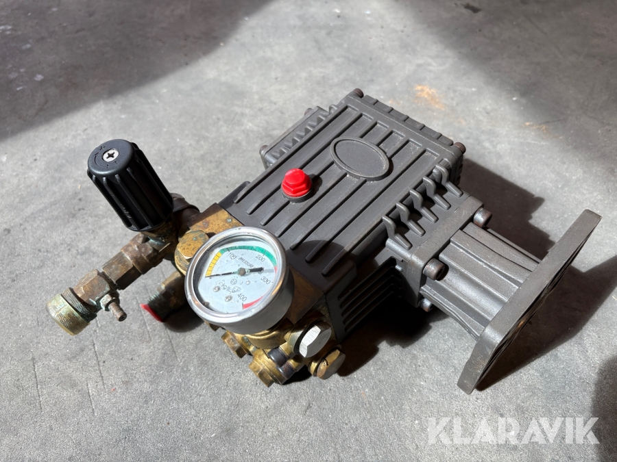 Pump till högtryckstvätt