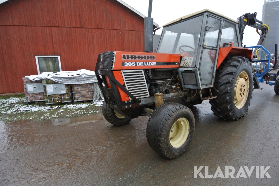 Traktor Ursus 385 Deluxe