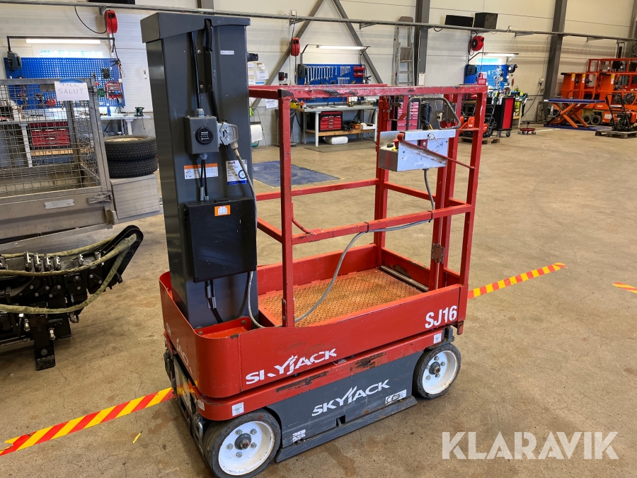 Pelarlift Skyjack SJ16
