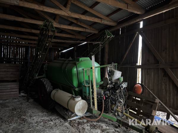 Växtskyddsspruta Moteska 18 meter 2500Liter