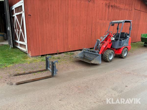 Kompaktlastare Trejon Flexitrac 1126 med skopa & gafflar