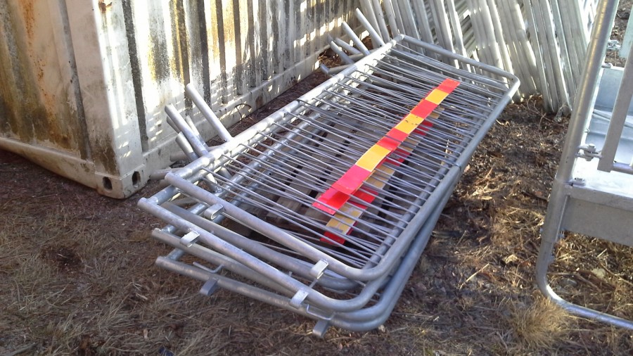 Galvade Grindar/Kravallstaket