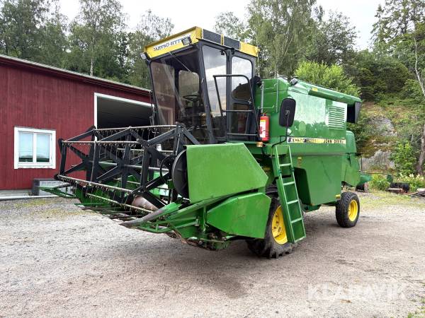 Skördetröska John Deere 1032