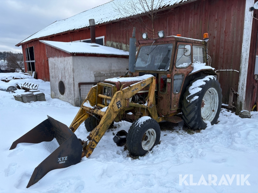 Traktor International 574