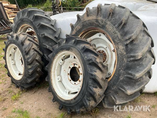 Däck till traktor på fälg Nokian 16.9-30, 11.2-24 4st
