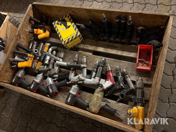 Pall med tryckluftsdrivna skruv- och mutterdragare 31 st