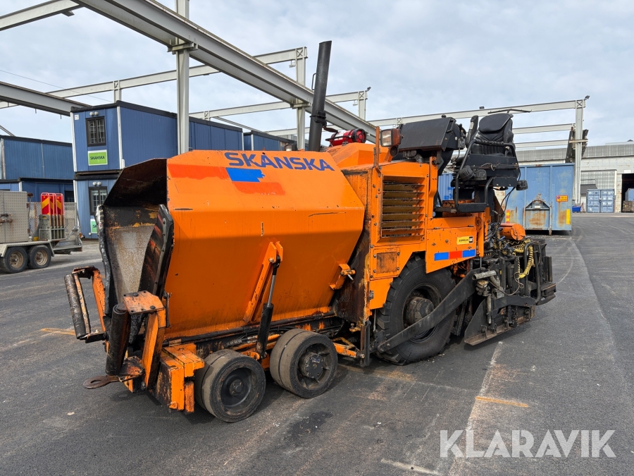 Asfaltsläggare CAT AP300D