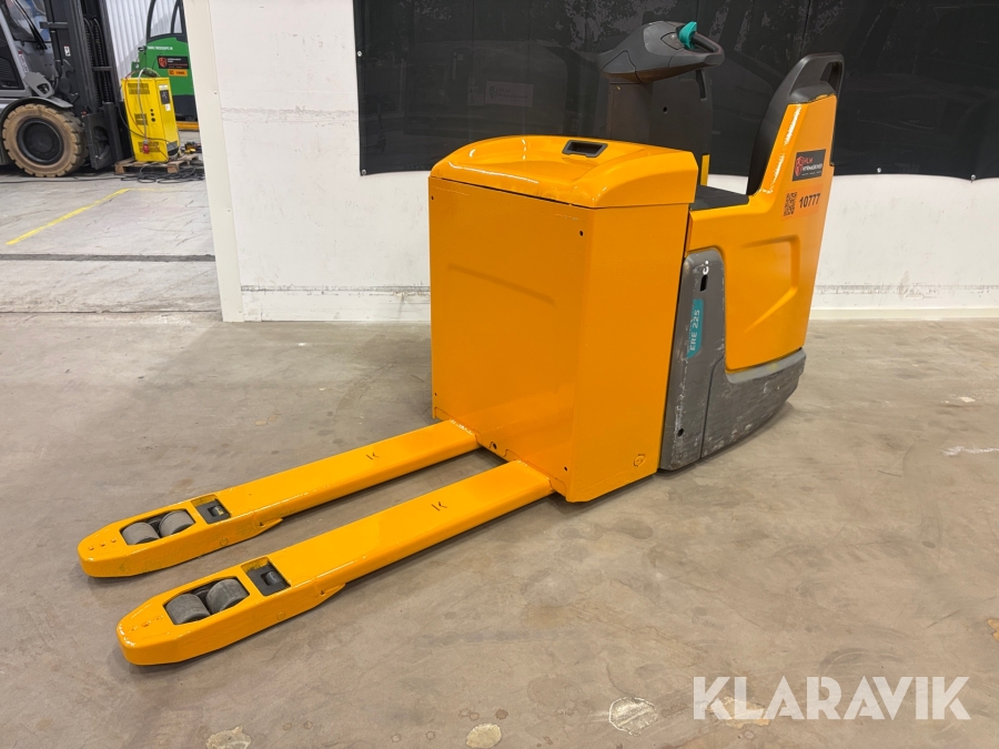 Låglyftare Jungheinrich ERE 225