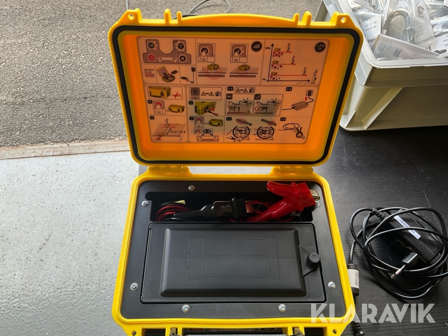 Kabelsökare/signalgenerator Leica DA220