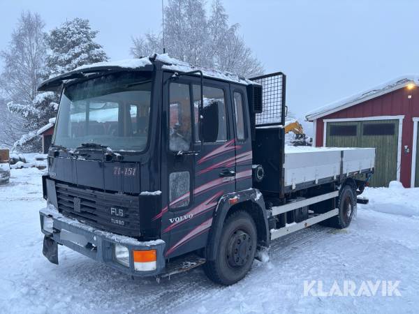 Flakbil Volvo FL611 4X2