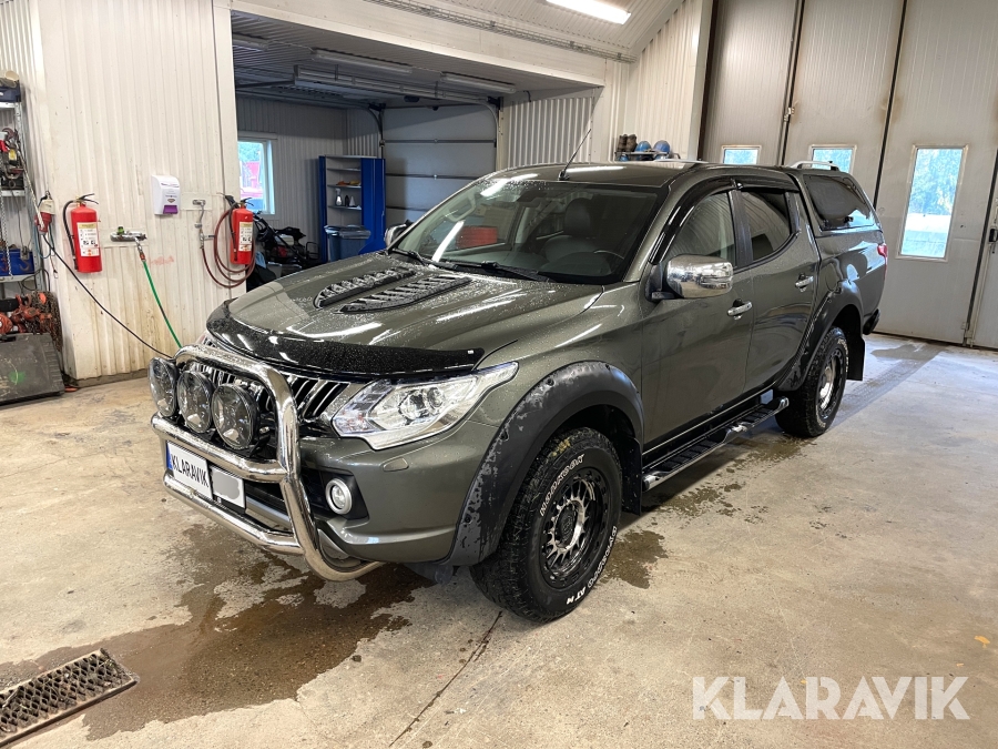 Pickup Mitsubichi L200 Double Cab 2.4 D