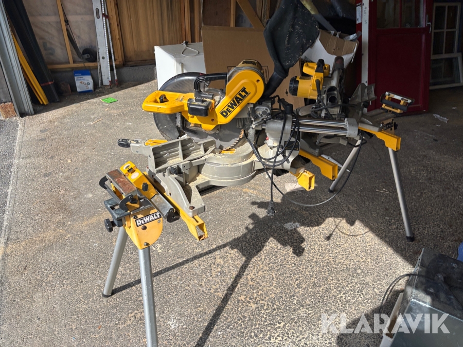 Kap/gersåg Dewalt DW717XPS / DW703-QS 2st med sågbänk