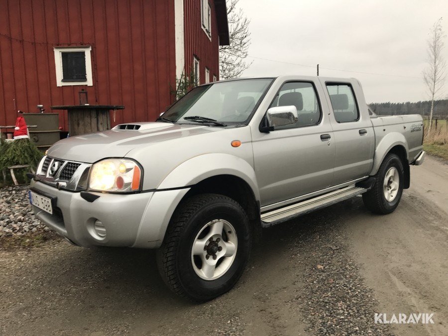 Pickup Nissan King Cab NP300 Double Cab 2.5